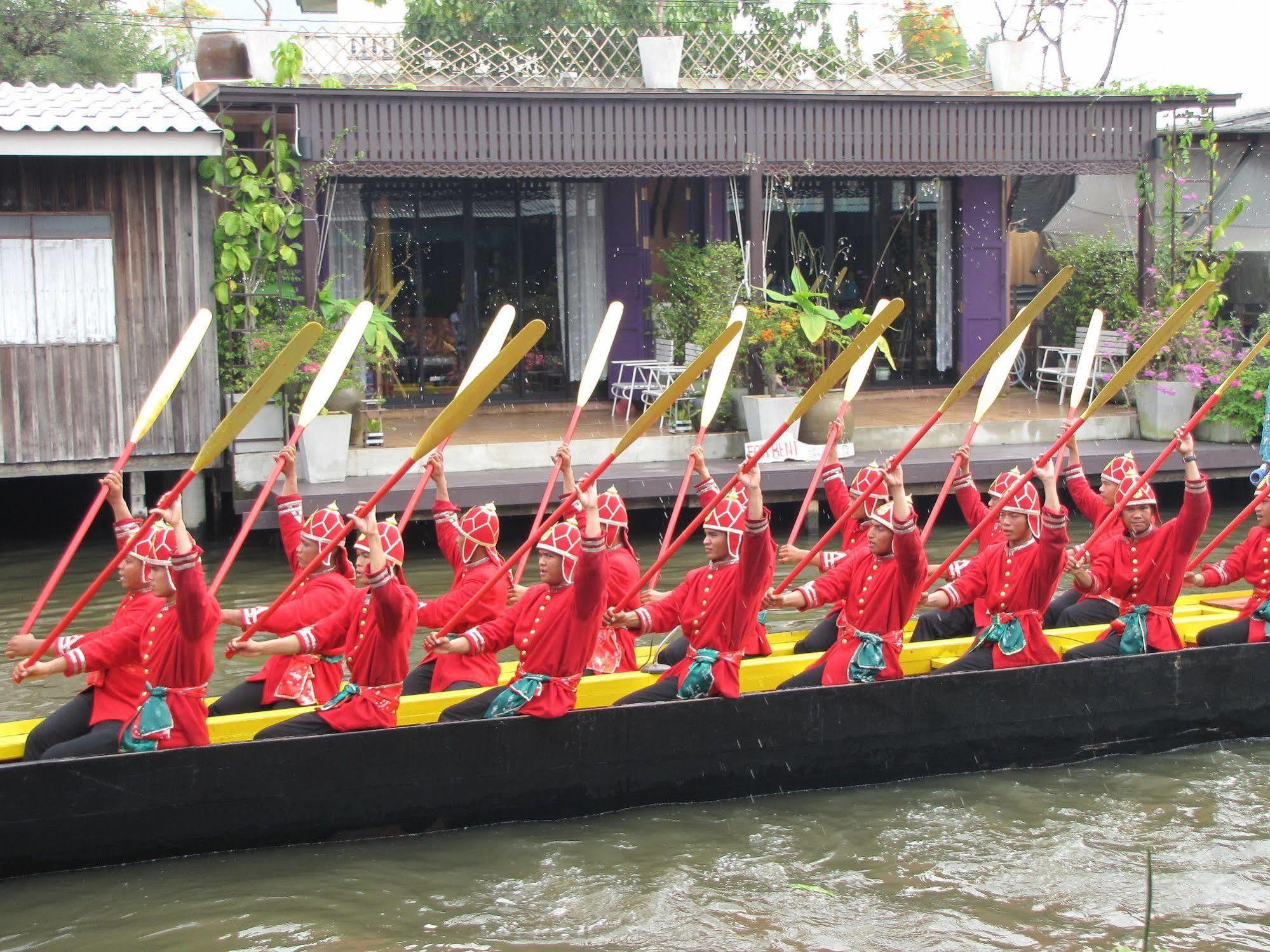 Bangluang House Hotel Bangkok Ngoại thất bức ảnh
