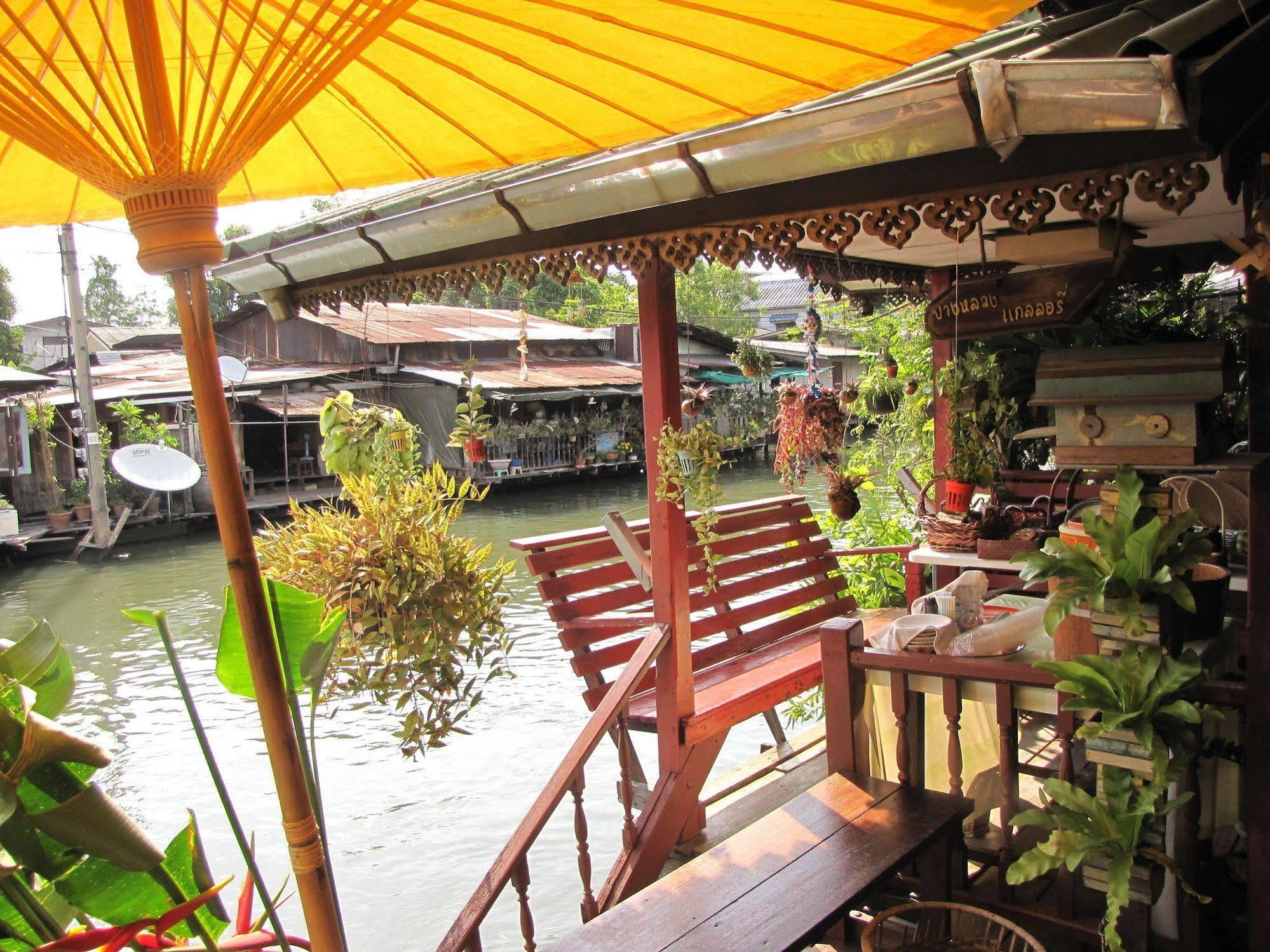 Bangluang House Hotel Bangkok Ngoại thất bức ảnh