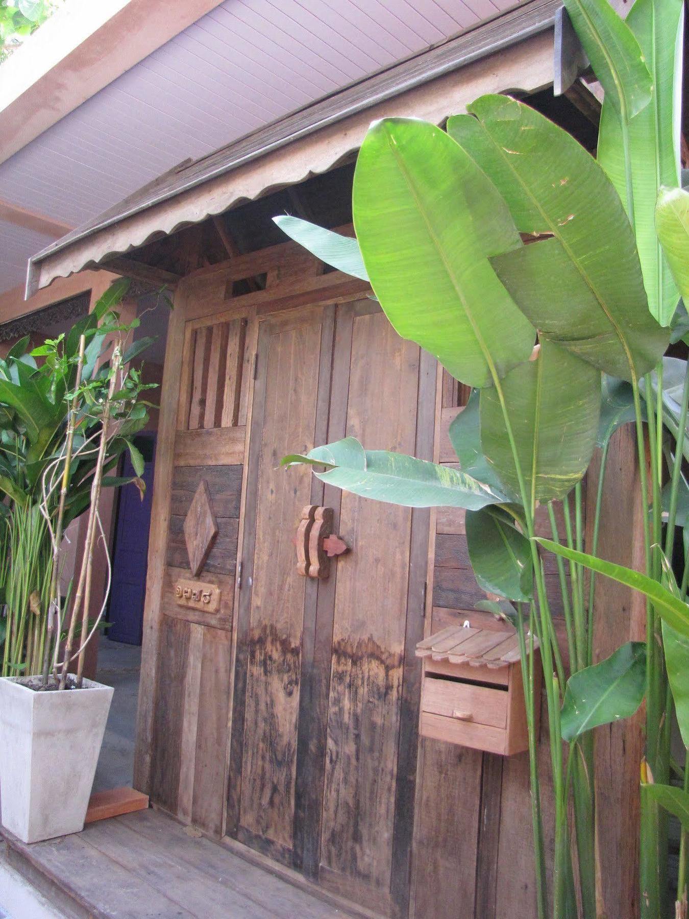 Bangluang House Hotel Bangkok Ngoại thất bức ảnh